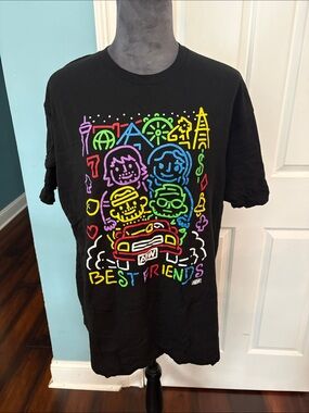 AEW Black Short-Sleeve 'Best Friends' Neon Graphic Tee